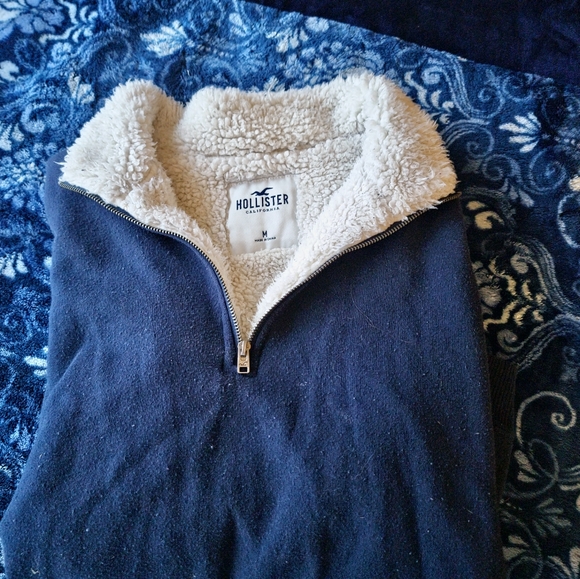 Hollister fleece pullover - Picture 6 of 6